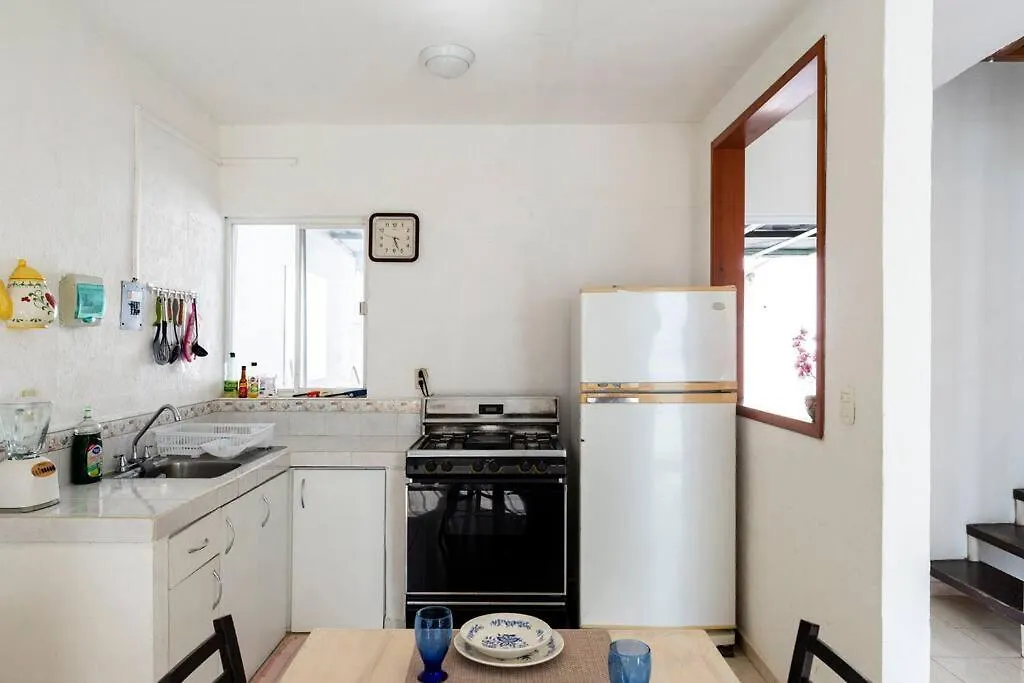 Casa Agradable Con Patio, Seguridad 24/7 Centrica Villa Cancun