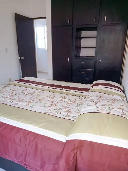 Casa Agradable Con Patio, Seguridad 24/7 Centrica Villa Cancun Holiday home