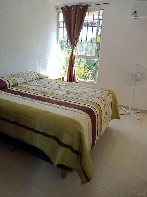 Casa Agradable Con Patio, Seguridad 24/7 Centrica Villa Cancun Mexico