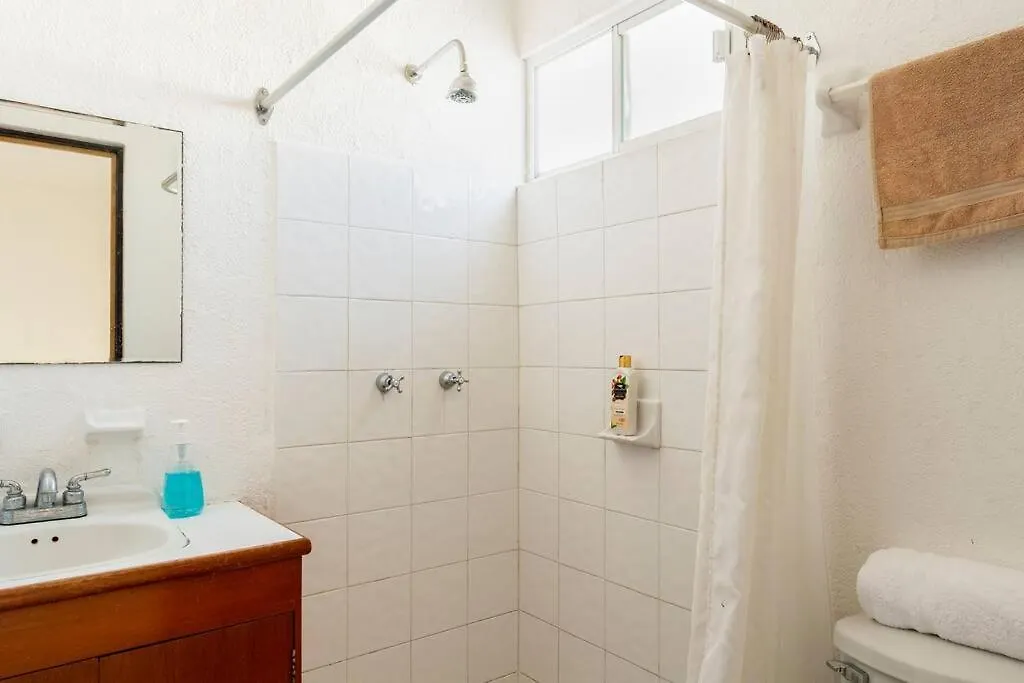 Casa Agradable Con Patio, Seguridad 24/7 Centrica Villa Cancun Holiday home