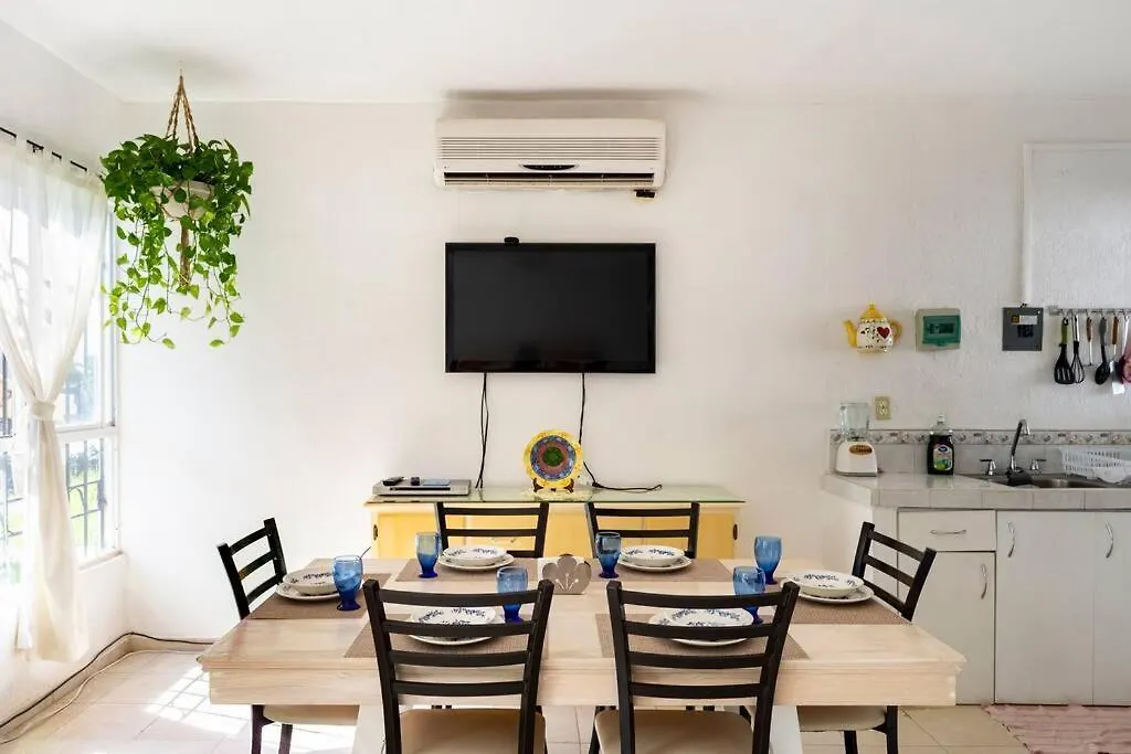 Holiday home Casa Agradable Con Patio, Seguridad 24/7 Centrica Villa Cancun
